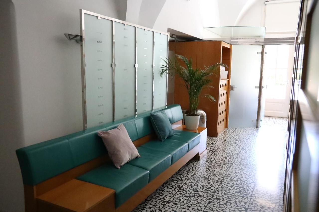 Hostel Hospitality House - H H H ลูบลิยานา ภายนอก รูปภาพ